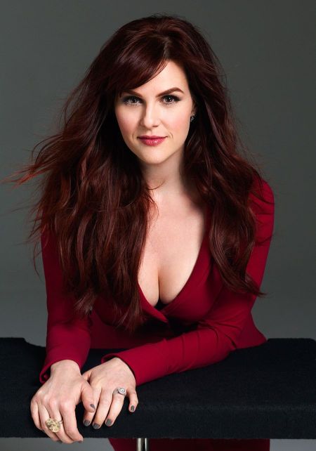 Sara Rue is currently married to her husband Kevin Price.
